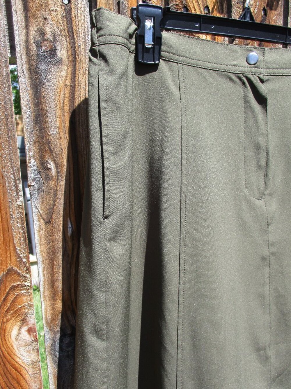 TravelSmith Olive Midi Length A-Line Skirt Lightweight Size L Side Pocket